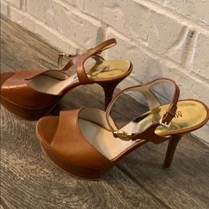 Darling Michael Kors heals!